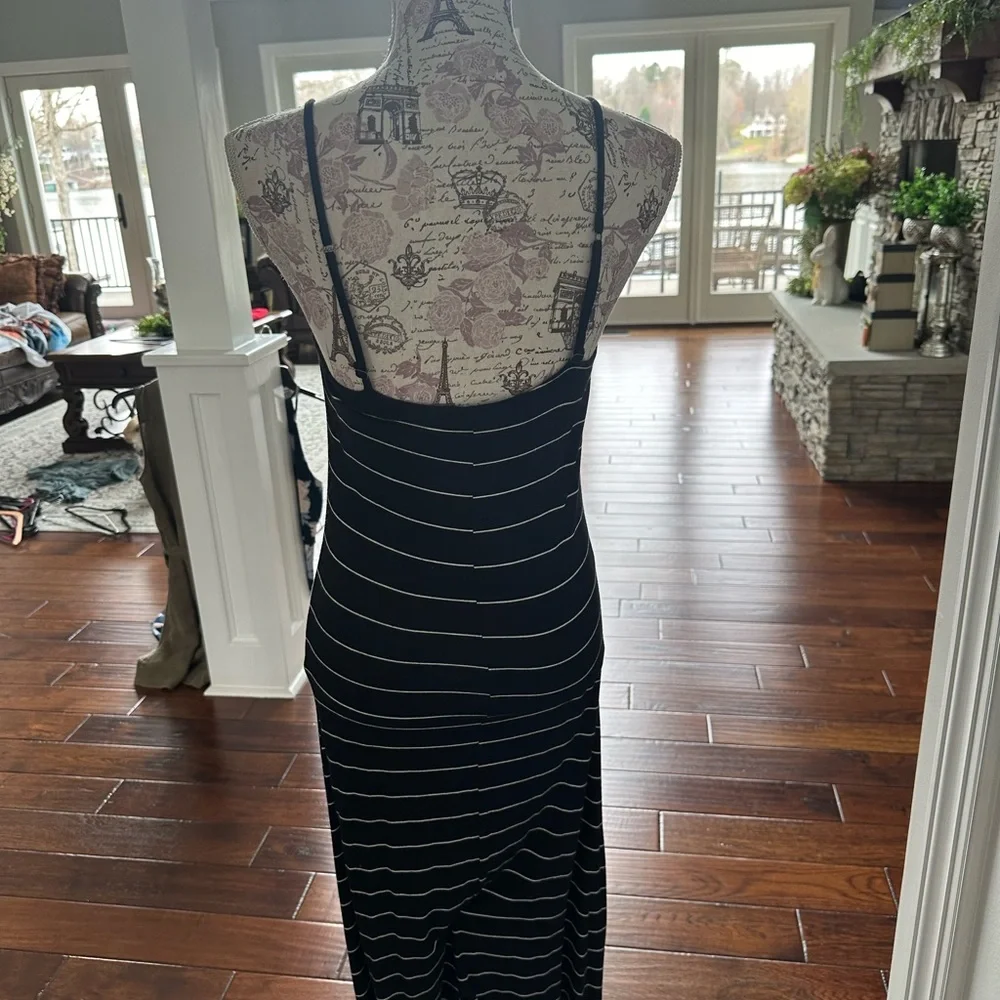 Dress Maxi - Picture 2 of 2